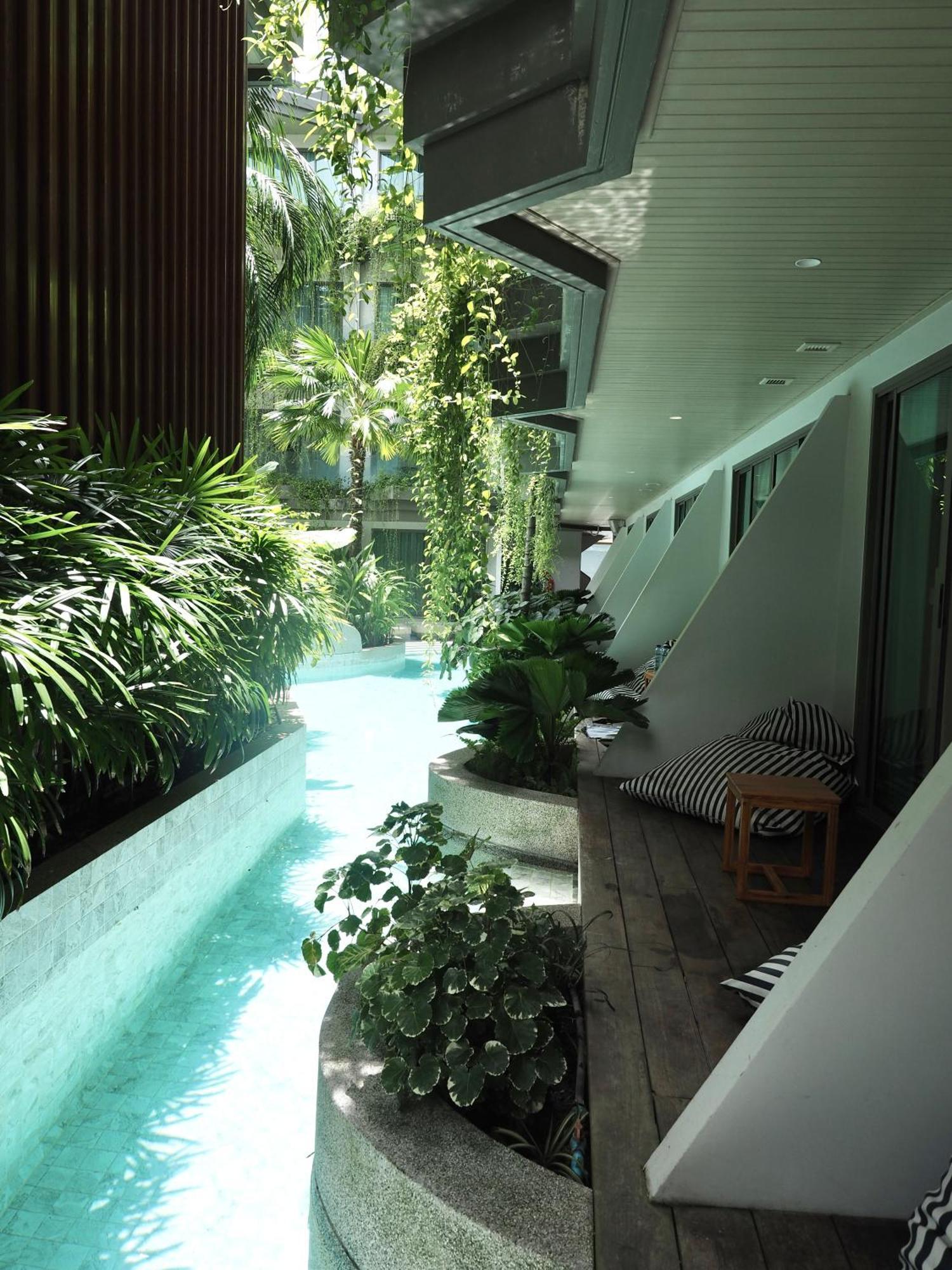 Panwaburi Beachfront Resort - Sha Extra Plus Bagian luar foto The interior of the hotel